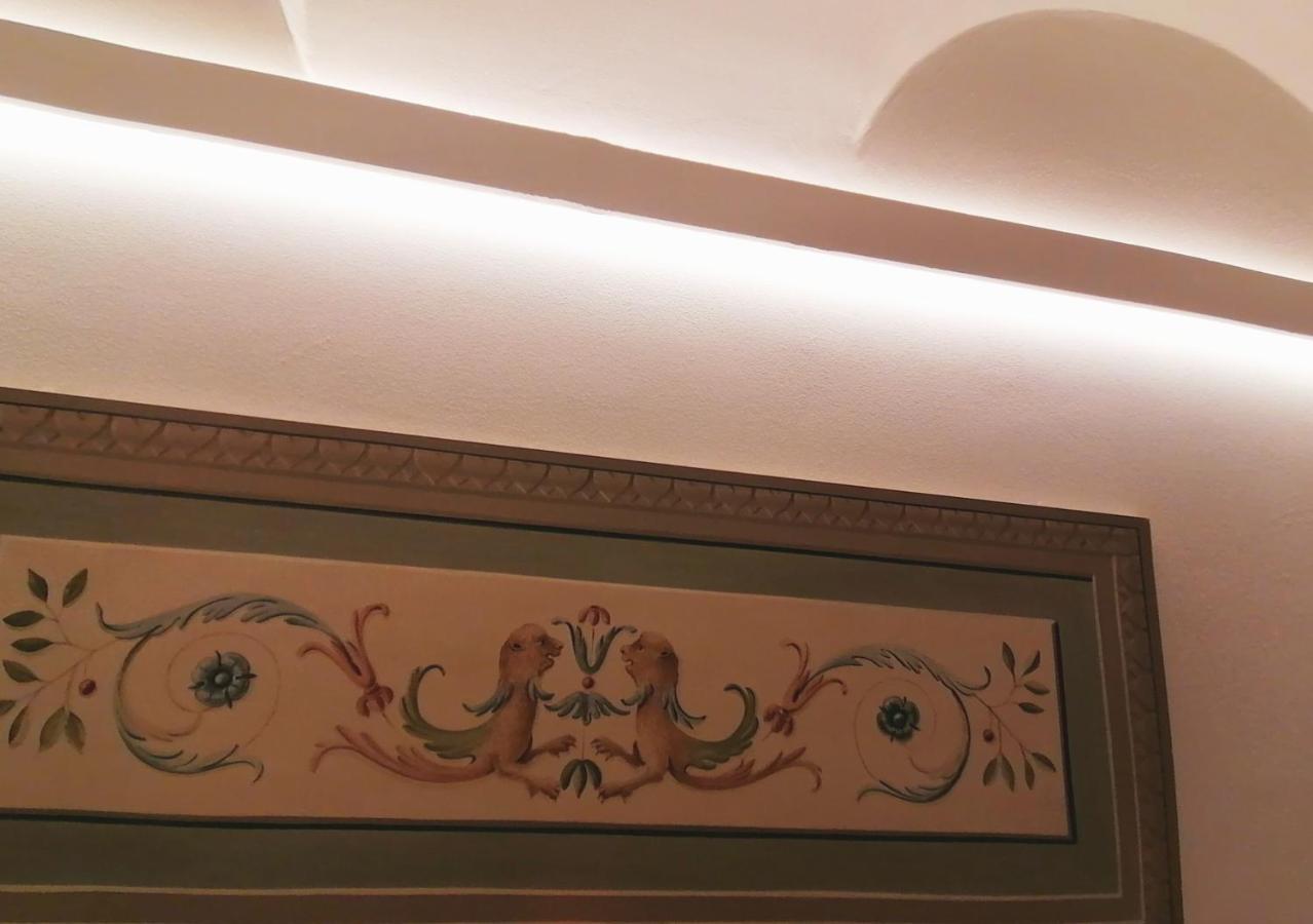 Palazzo Cortesi Macerata Extérieur photo