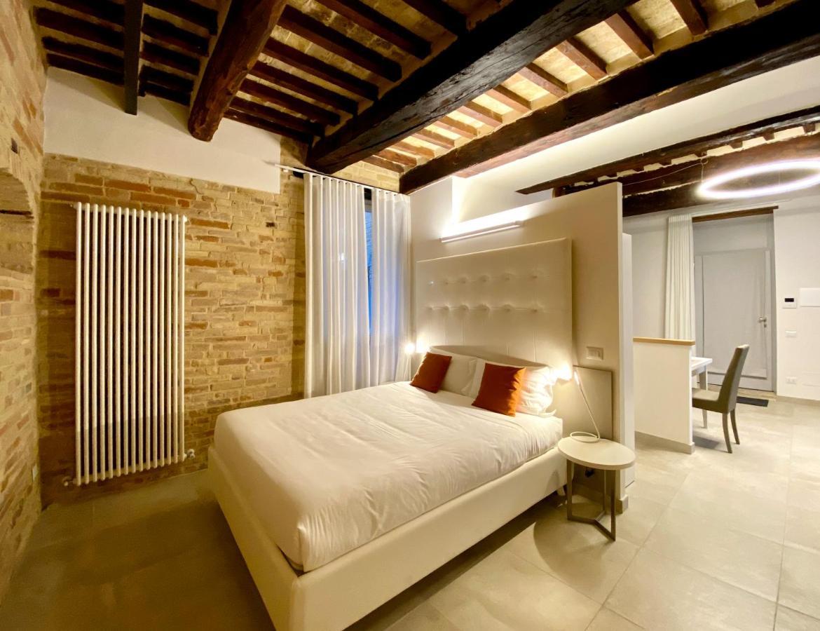 Palazzo Cortesi Macerata Extérieur photo