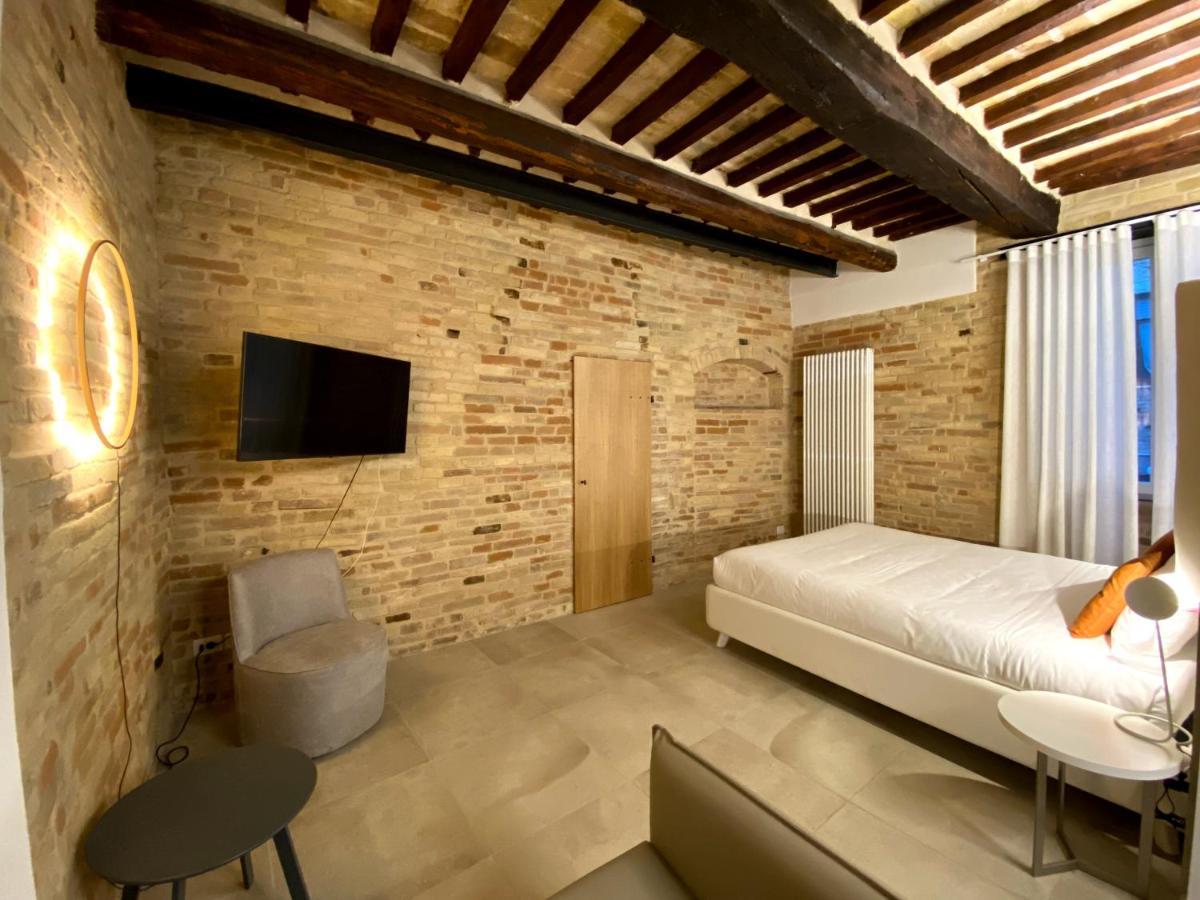 Palazzo Cortesi Macerata Extérieur photo